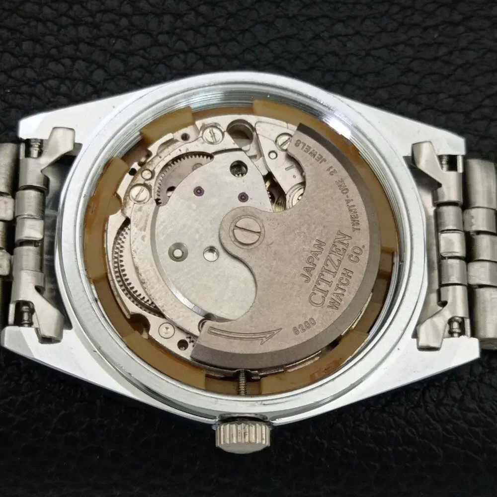 Vintage 1991 Citizen Automatic Mens Silver Watch W/daydate & Blue accents